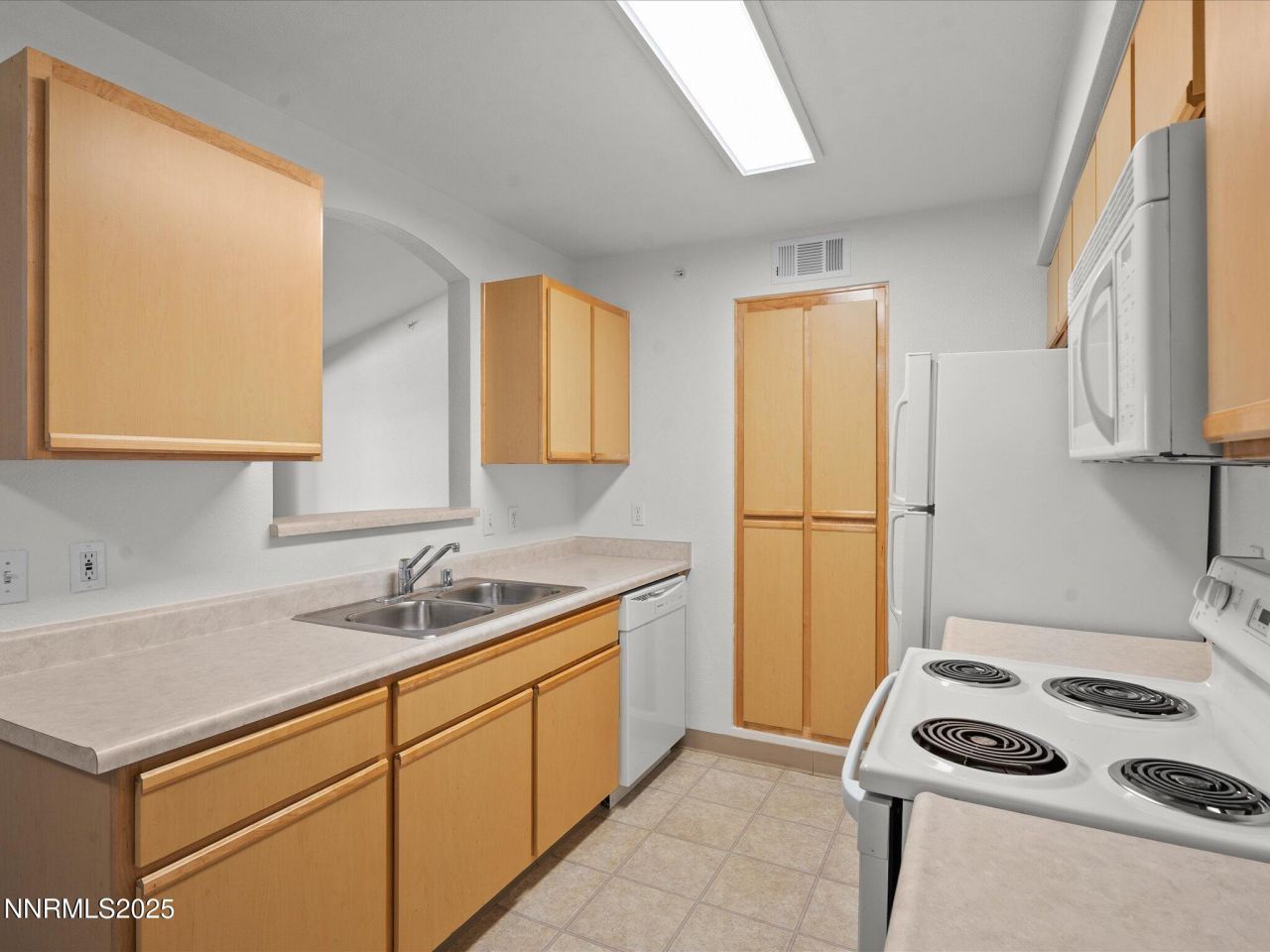 6850 Sharlands Avenue, Unit L2066, Reno, NV 89523 Photo
