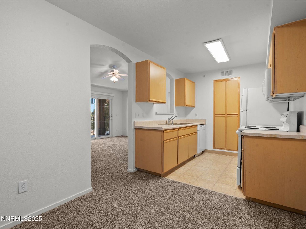 6850 Sharlands Avenue, Unit L2066, Reno, NV 89523 Photo