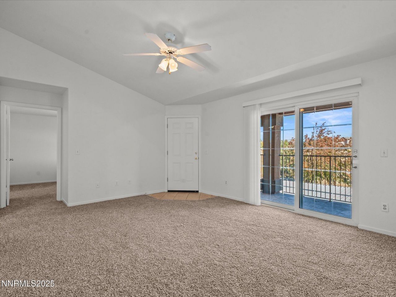 6850 Sharlands Avenue, Unit L2066, Reno, NV 89523 Photo