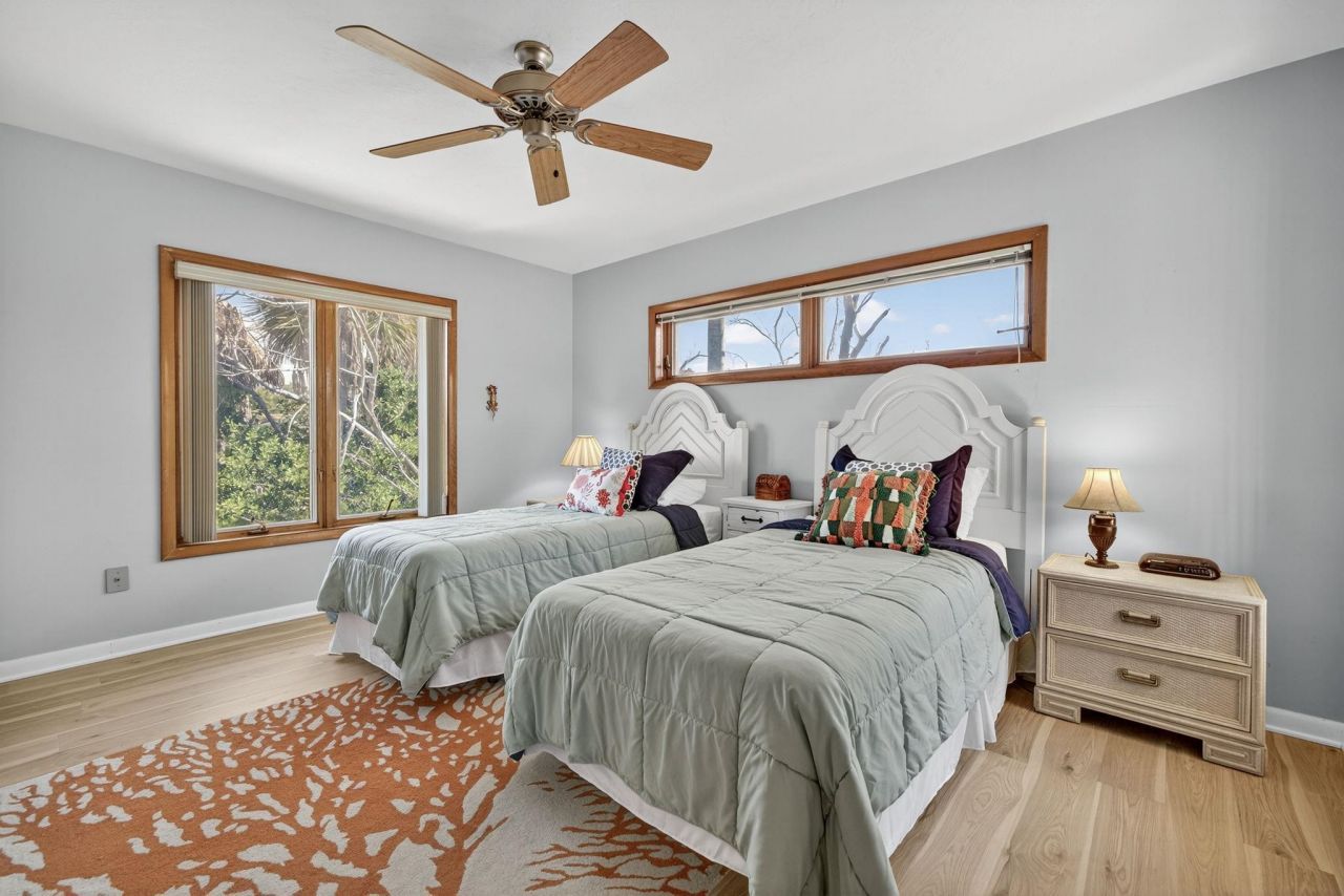 5307 Ladyfinger Lake Rd, Sanibel, FL 33957 Photo