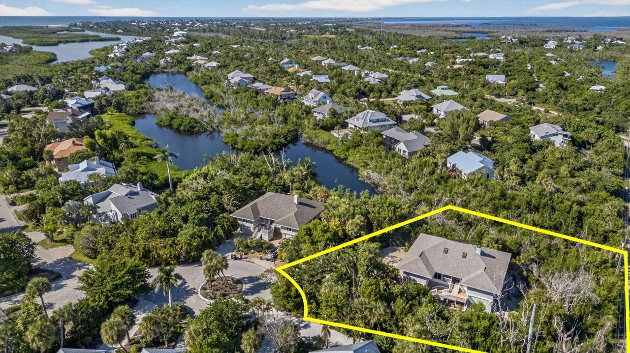 5307 Ladyfinger Lake Rd, Sanibel, FL 33957 Photo
