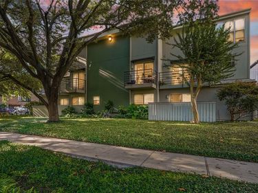 4211 Holland Avenue, Unit 105, Dallas, TX 75219