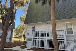 280 Driftwood Lane photo 4