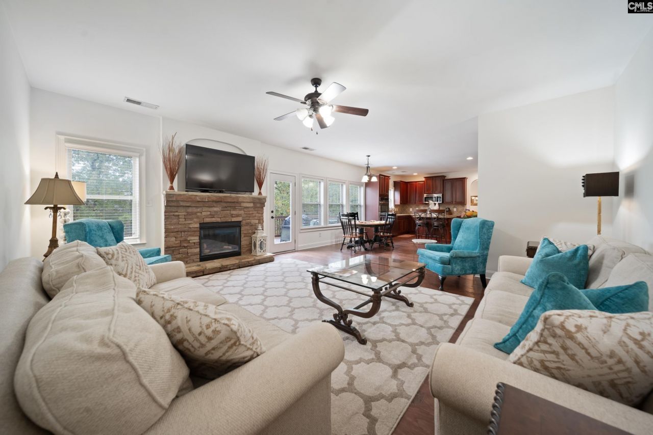 456 Beaumont Park Lane Photo 18