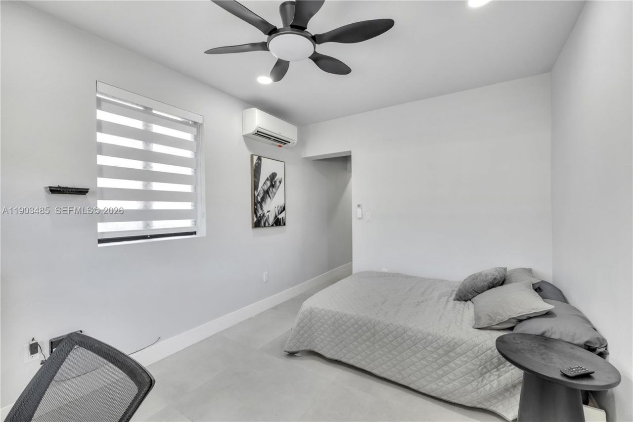 6021 SW 19th St, Miami, FL 33155 Photo