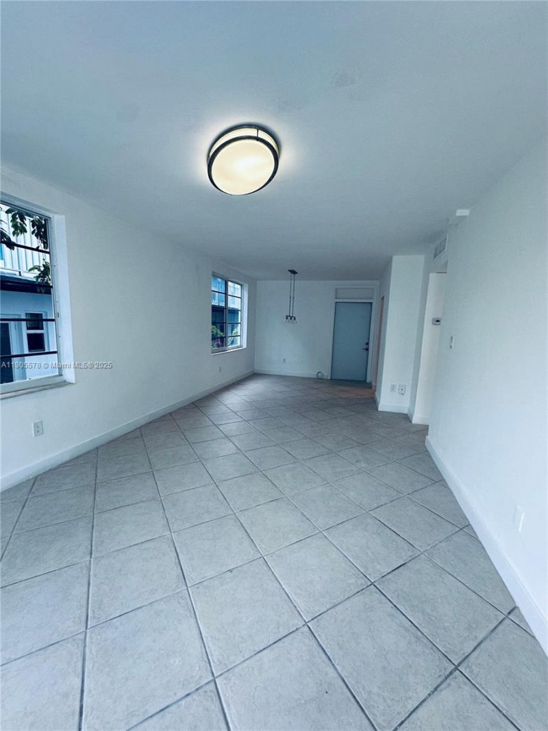 1150 Euclid Ave, Unit 104, Miami Beach, FL 33139 Photo