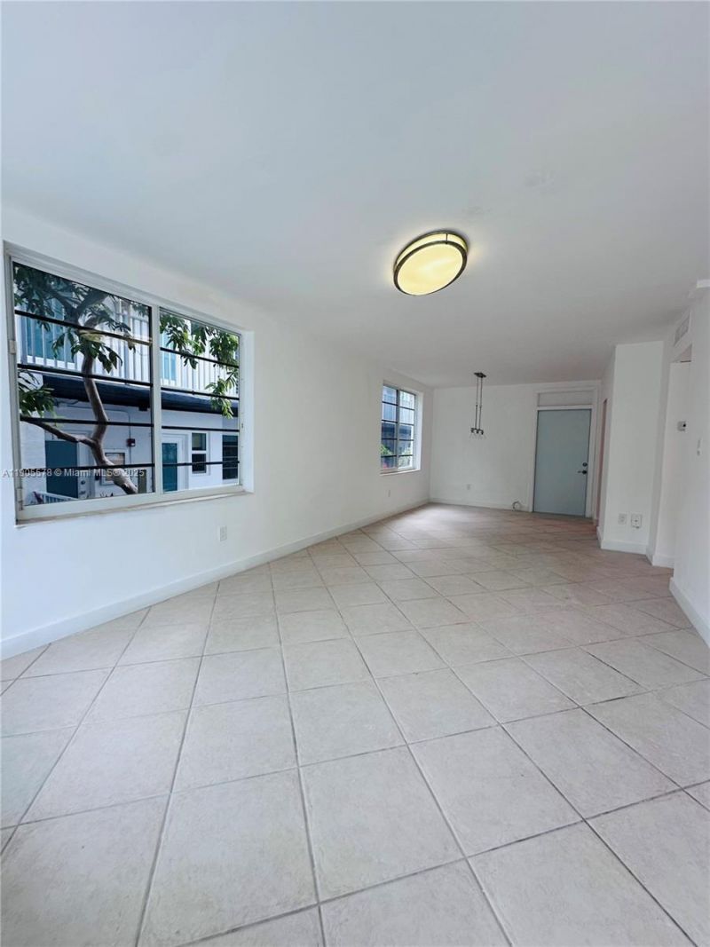 1150 Euclid Ave, Unit 104, Miami Beach, FL 33139 Photo