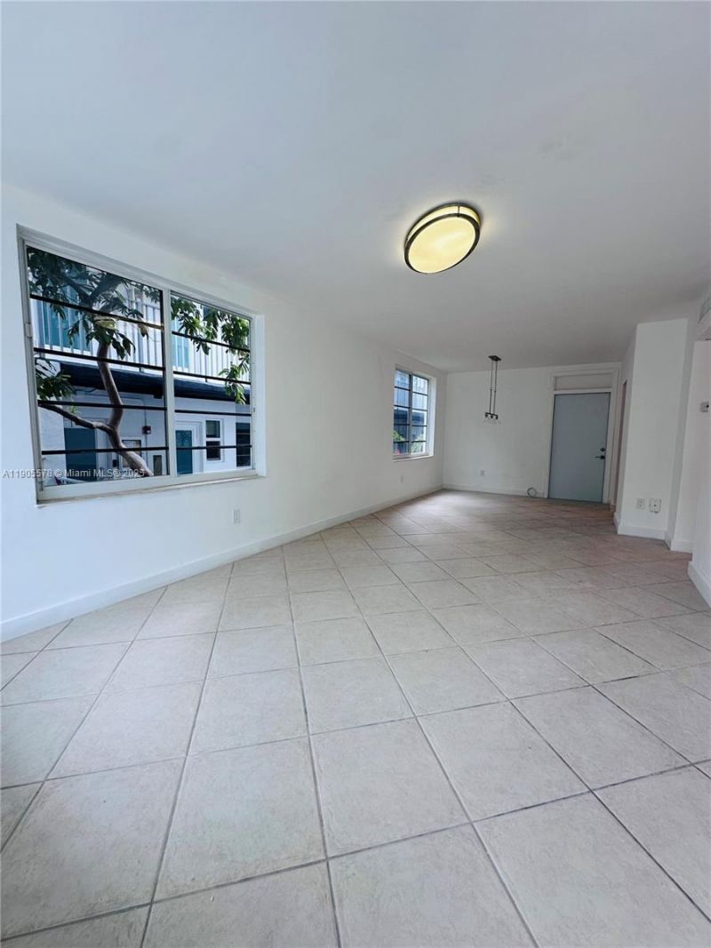 1150 Euclid Ave, Unit 104, Miami Beach, FL 33139 Photo