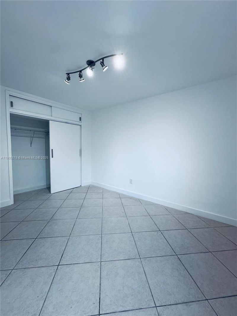 1150 Euclid Ave, Unit 104, Miami Beach, FL 33139 Photo