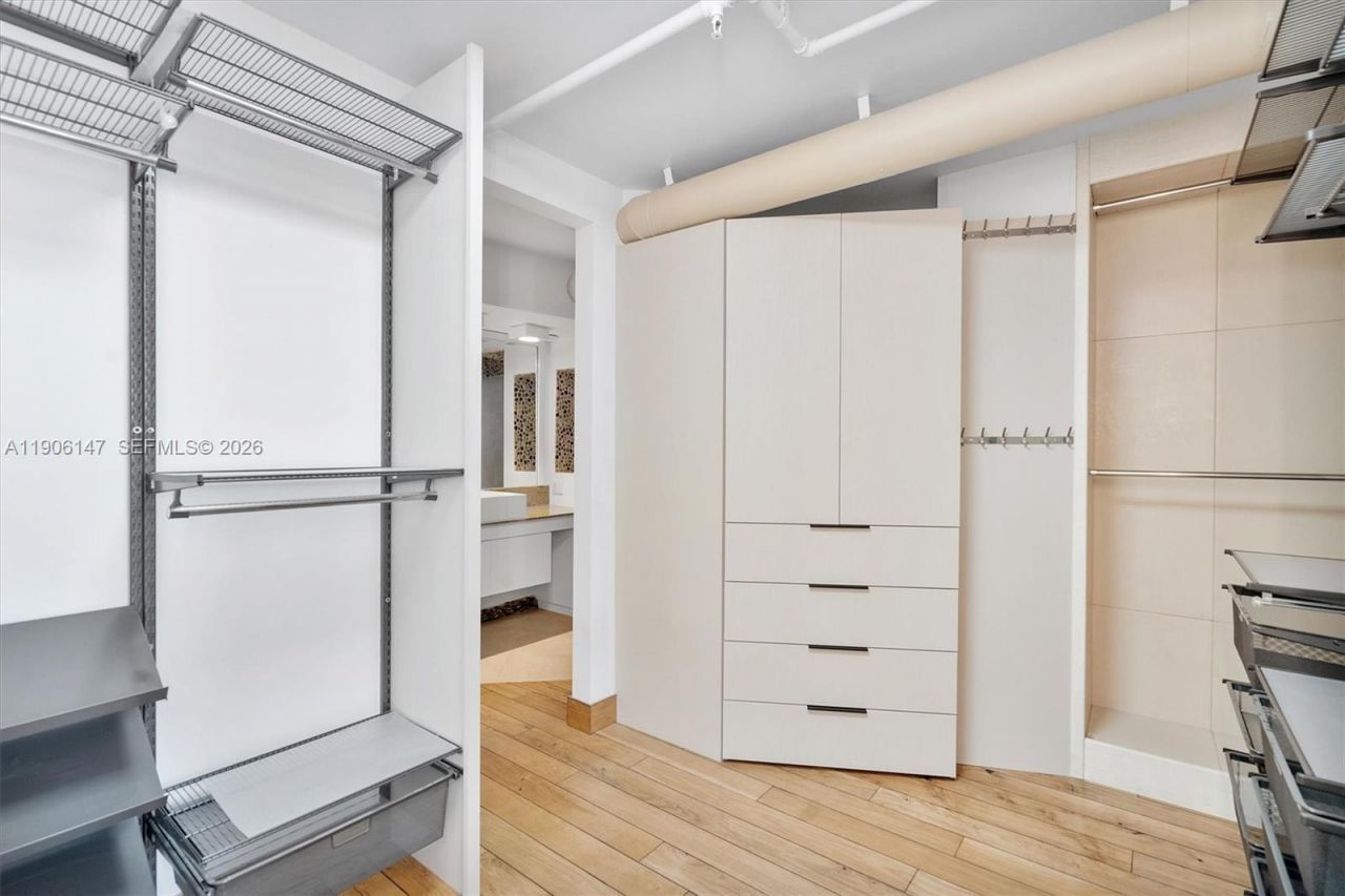 21205 NE 37th Ave, Unit 2204, Aventura, FL 33180 Photo