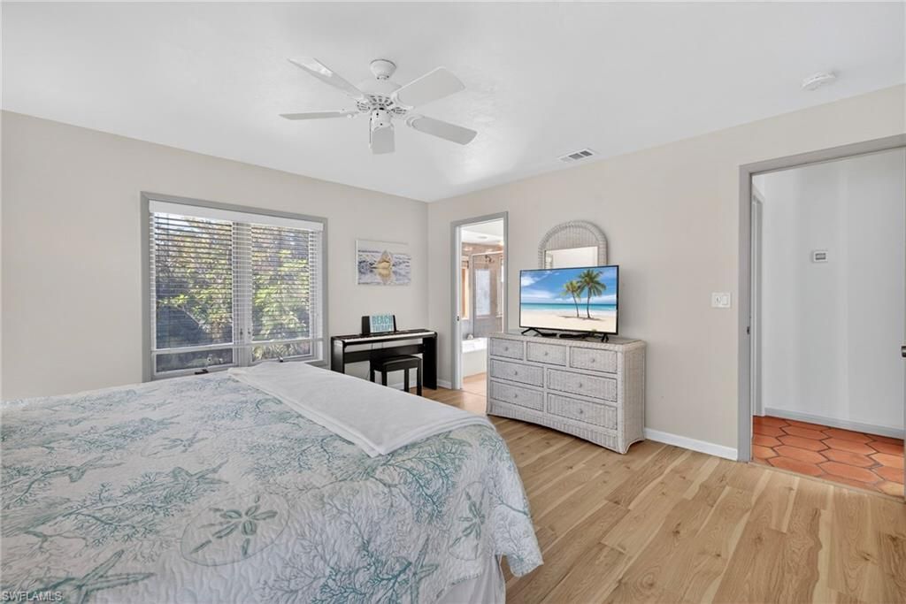 5307 Ladyfinger Lake Rd, Sanibel, FL 33957 Photo