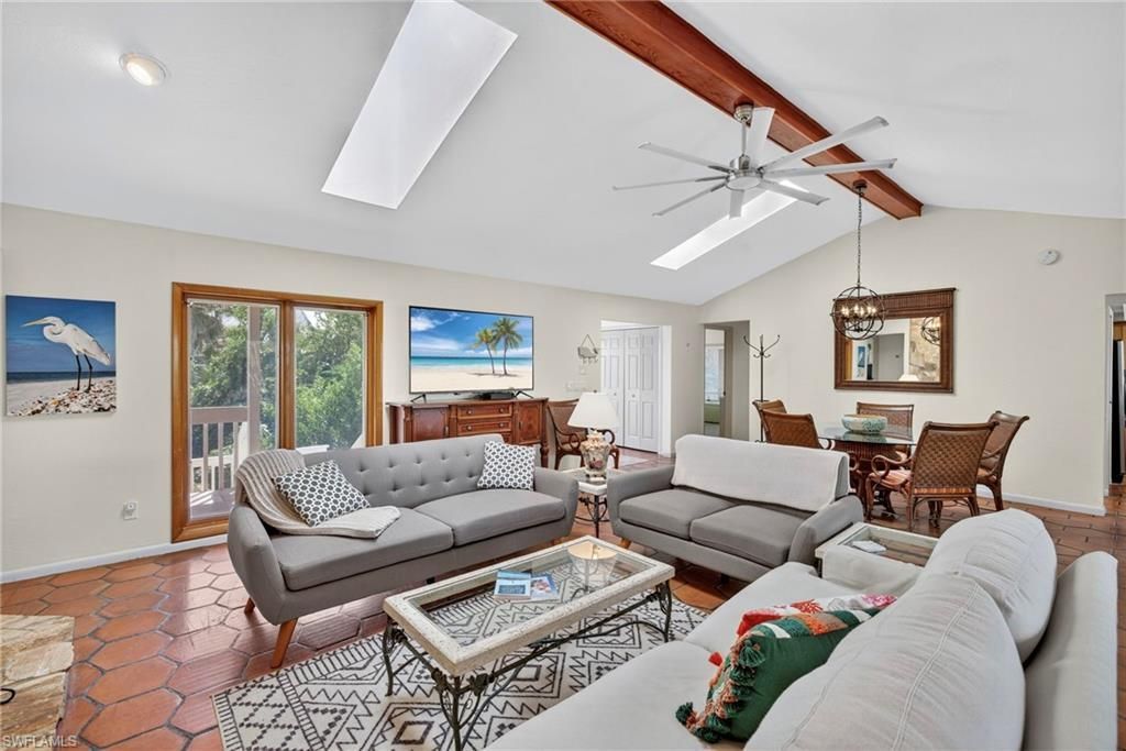 5307 Ladyfinger Lake Rd, Sanibel, FL 33957 Photo