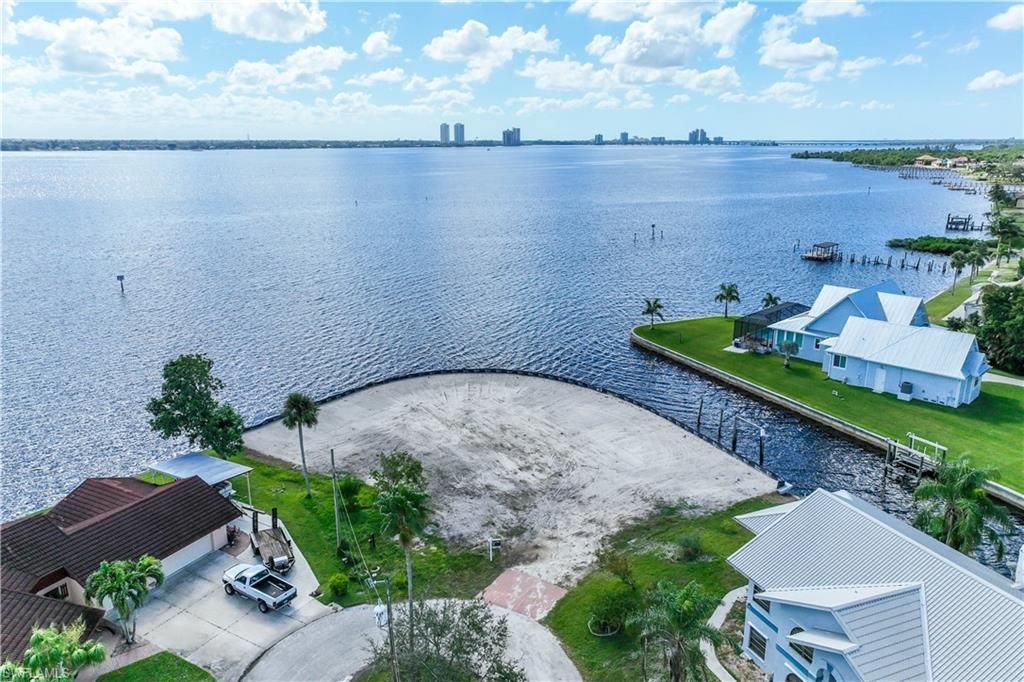 7152 Reymoor Dr , North Fort Myers, FL 33917 Photo