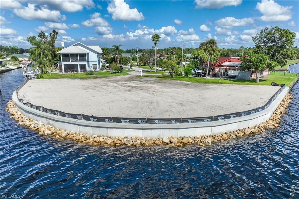 7152 Reymoor Dr , North Fort Myers, FL 33917 Photo