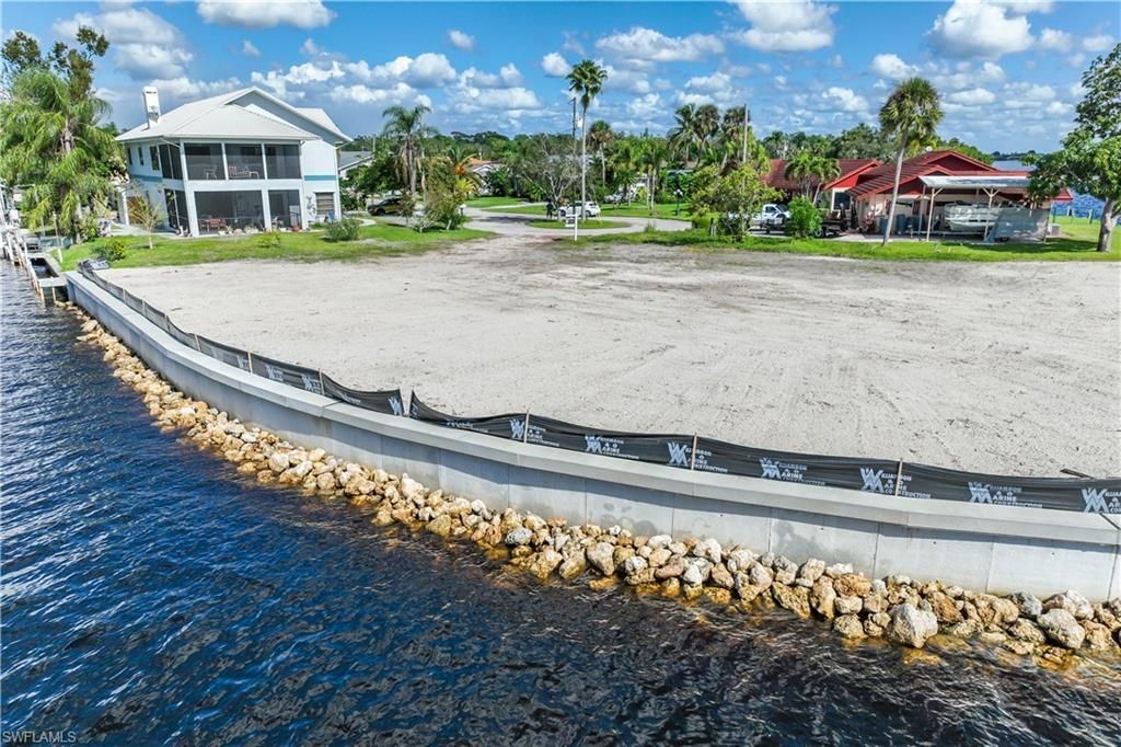 7152 Reymoor Dr , North Fort Myers, FL 33917 Photo