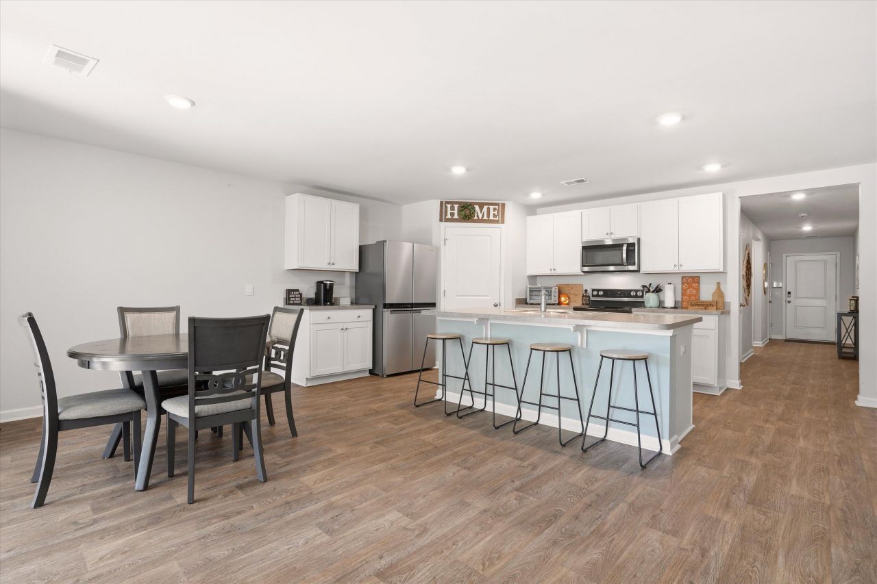 361 Spruce Ivy Street Photo 11