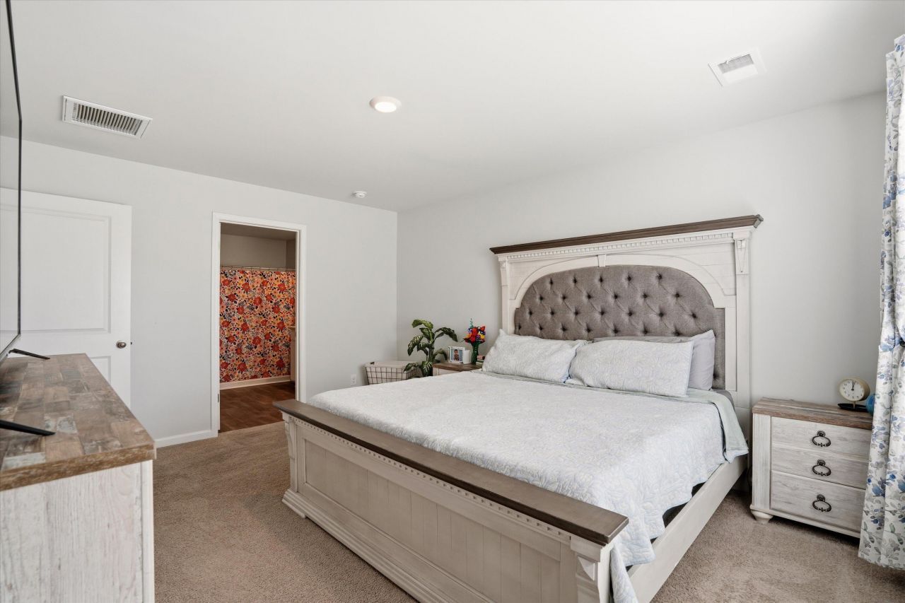 361 Spruce Ivy Street Photo 15