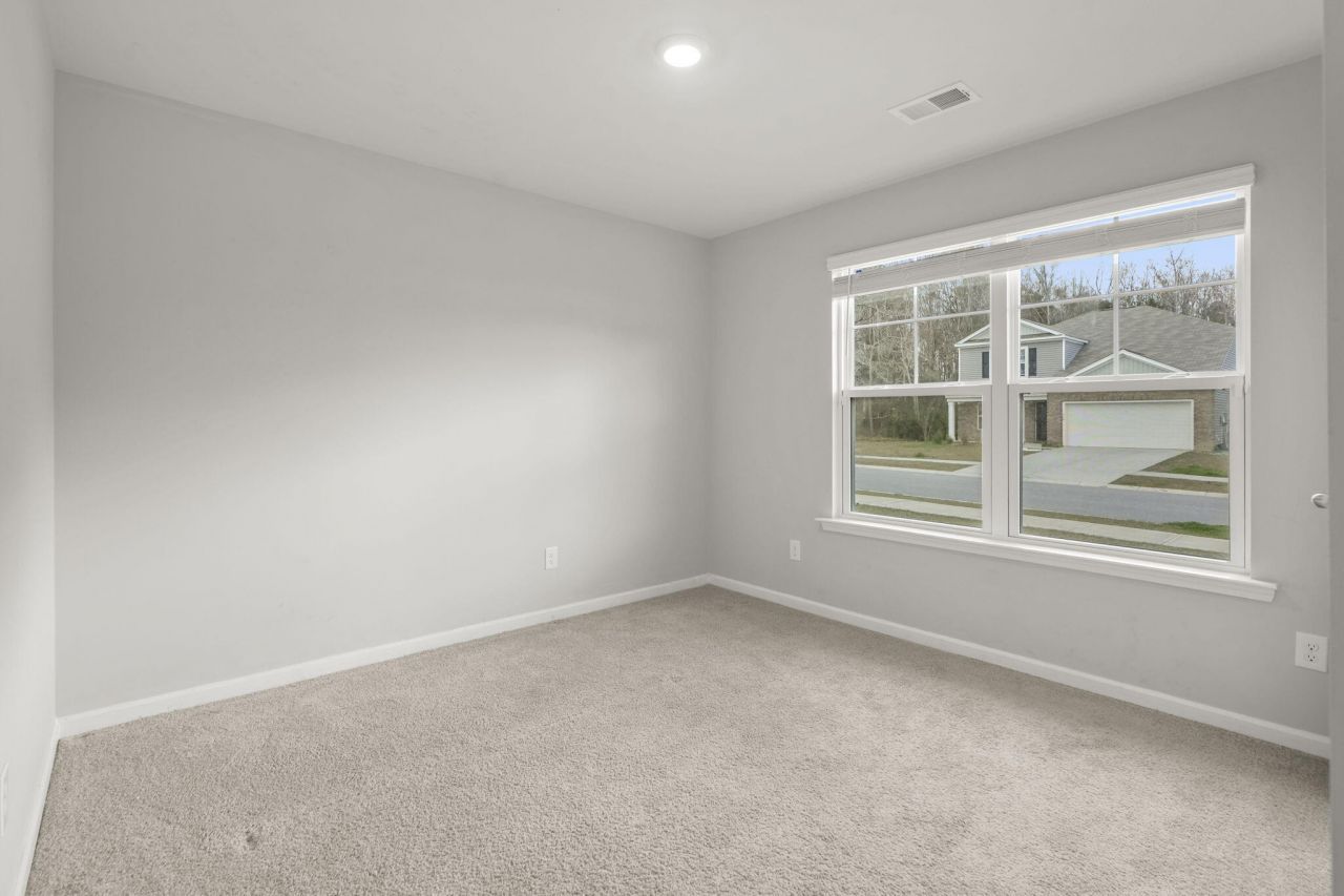 361 Spruce Ivy Street Photo 18