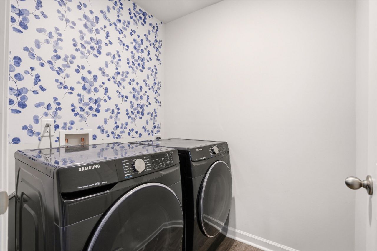 361 Spruce Ivy Street Photo 23