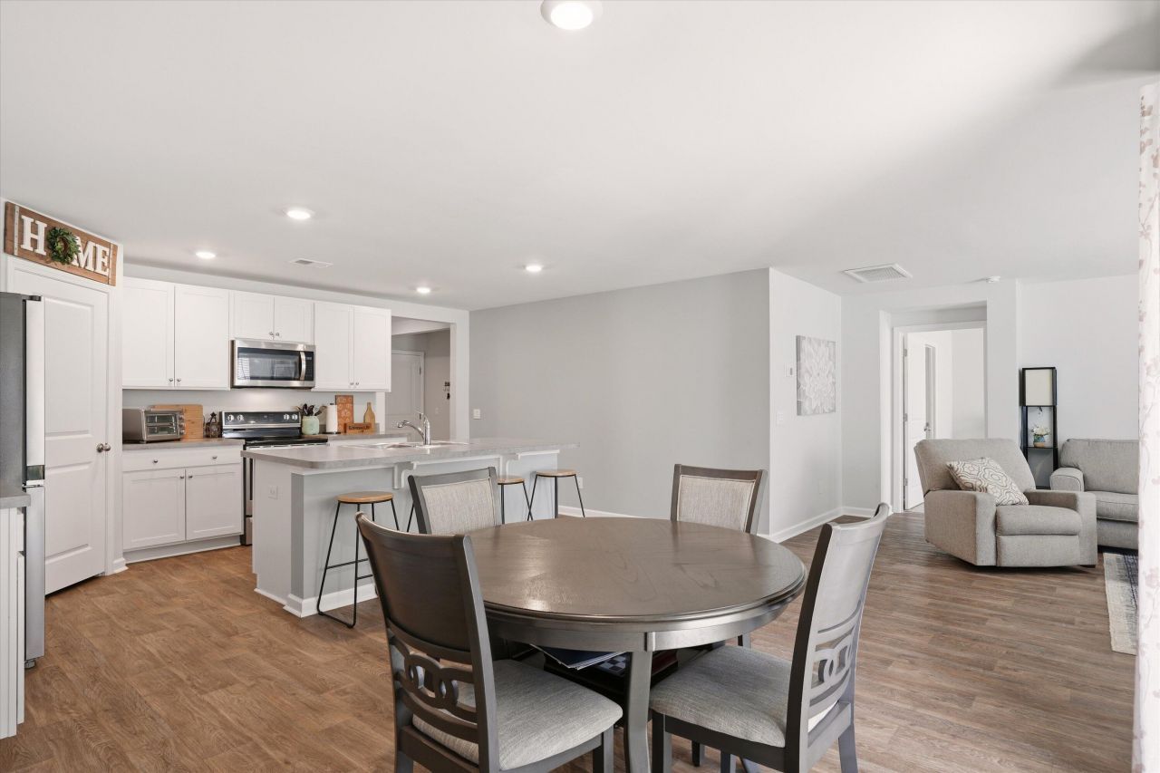 361 Spruce Ivy Street Photo 25