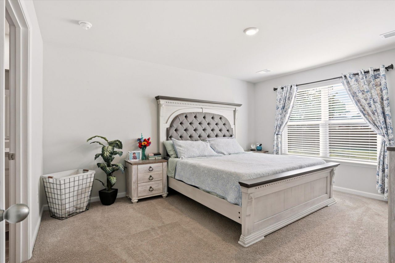 361 Spruce Ivy Street Photo 29