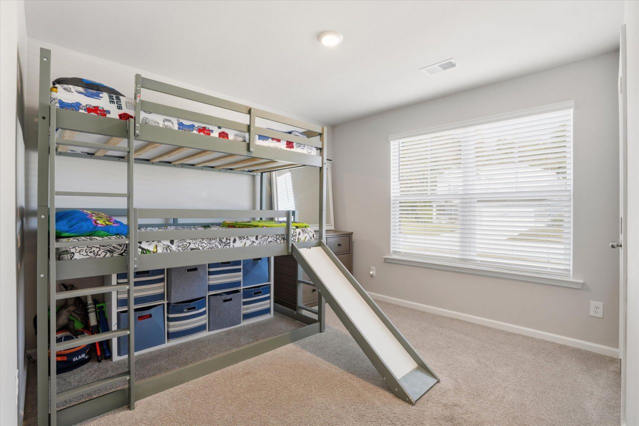 361 Spruce Ivy Street Photo 34