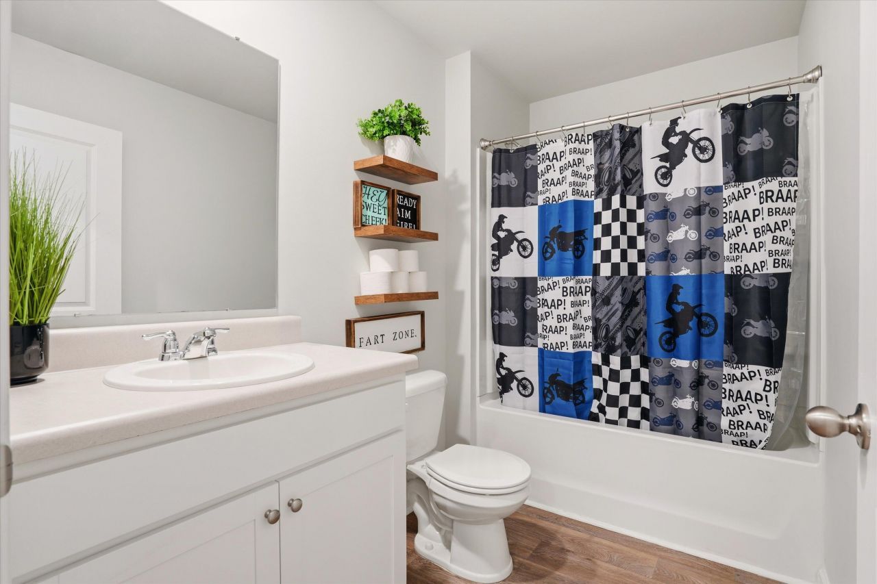 361 Spruce Ivy Street Photo 36