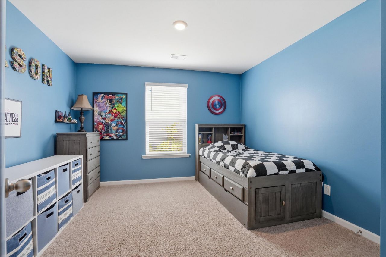 361 Spruce Ivy Street Photo 37