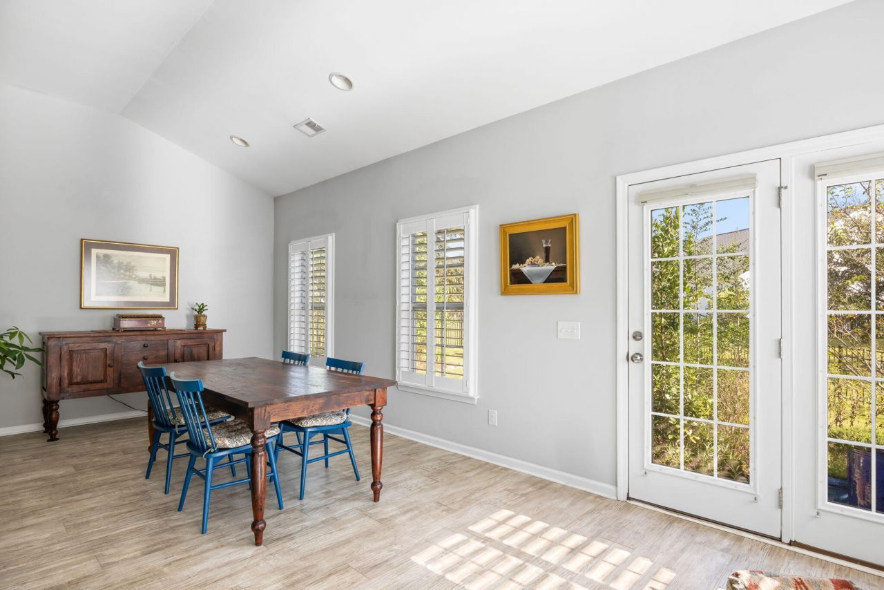 1069 Pigeon Point Photo 6