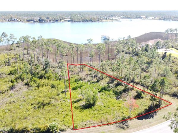 707 Island Court, Panama City, FL 32404