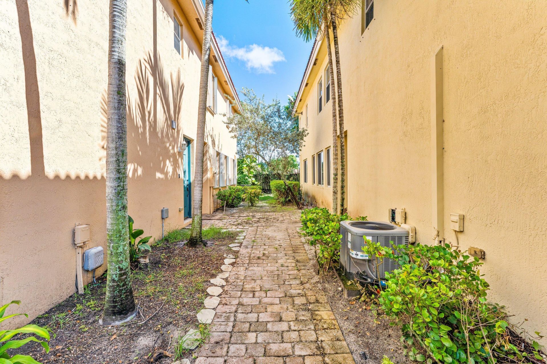 3246 Mirella Drive, Riviera Beach, FL 33404 Photo