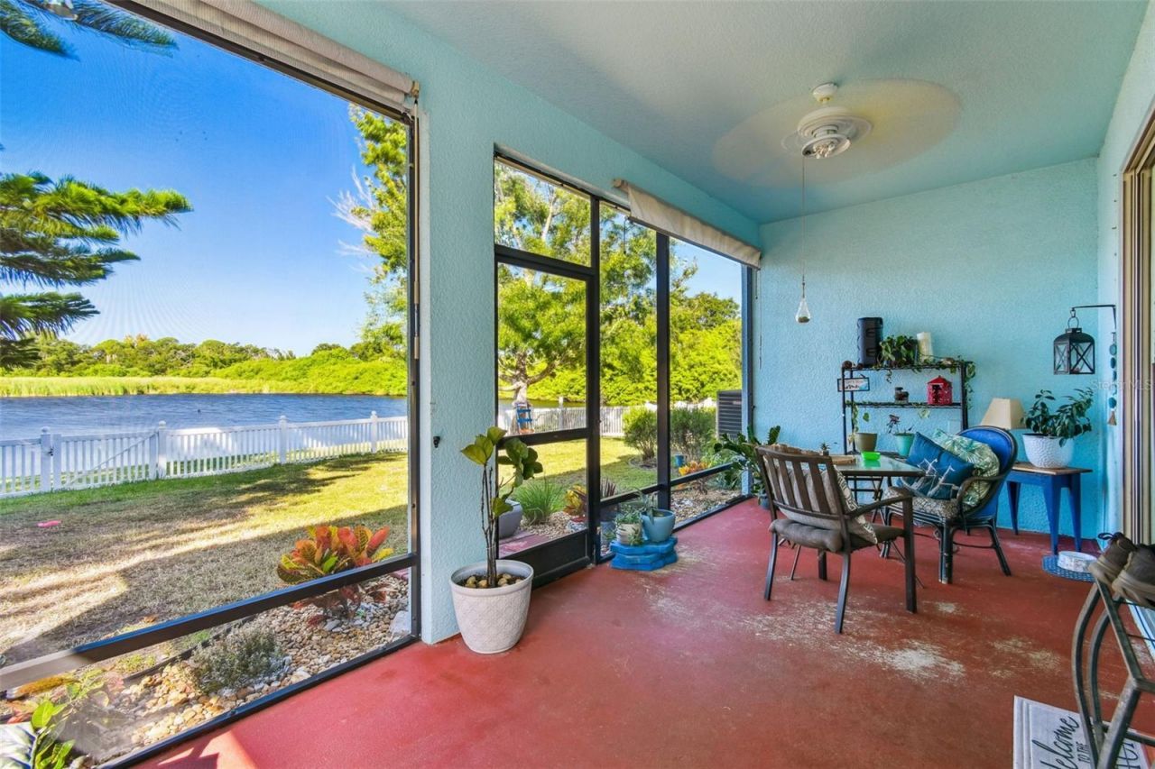 1110 Lauren Manor Loop, Ruskin, FL 33570 Photo