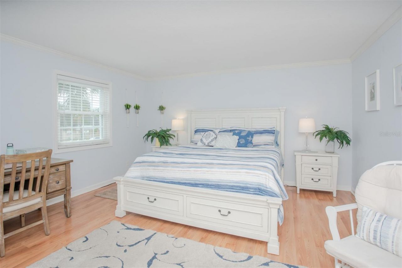 237 Seahorse Drive Se, Unit H, Saint Petersburg, FL 33705 Photo