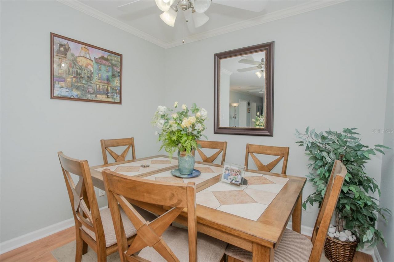 237 Seahorse Drive Se, Unit H, Saint Petersburg, FL 33705 Photo