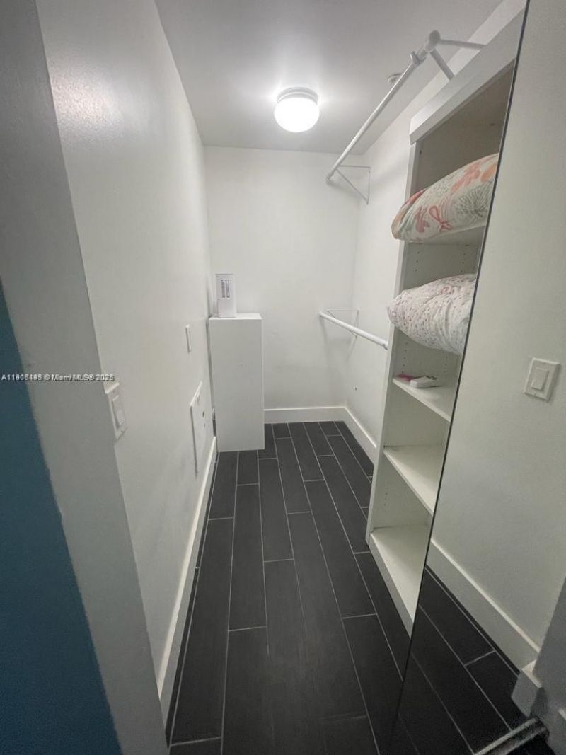 60 SW 13th St, Unit 3606, Miami, FL 33130 Photo