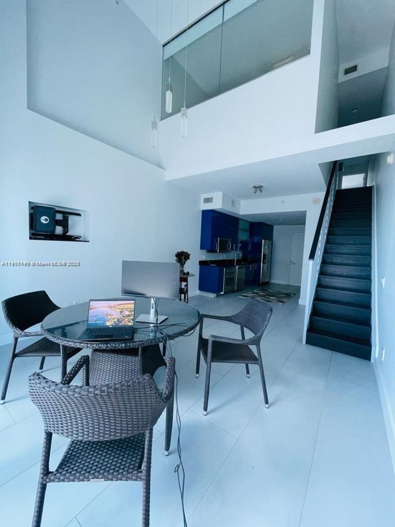 60 SW 13th St, Unit 3606, Miami, FL 33130 Photo