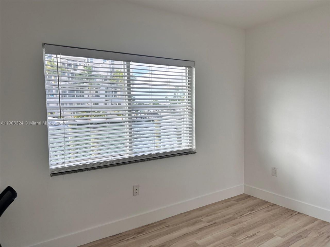 7207 Bay Dr, Unit 24, Miami Beach, FL 33141 Photo