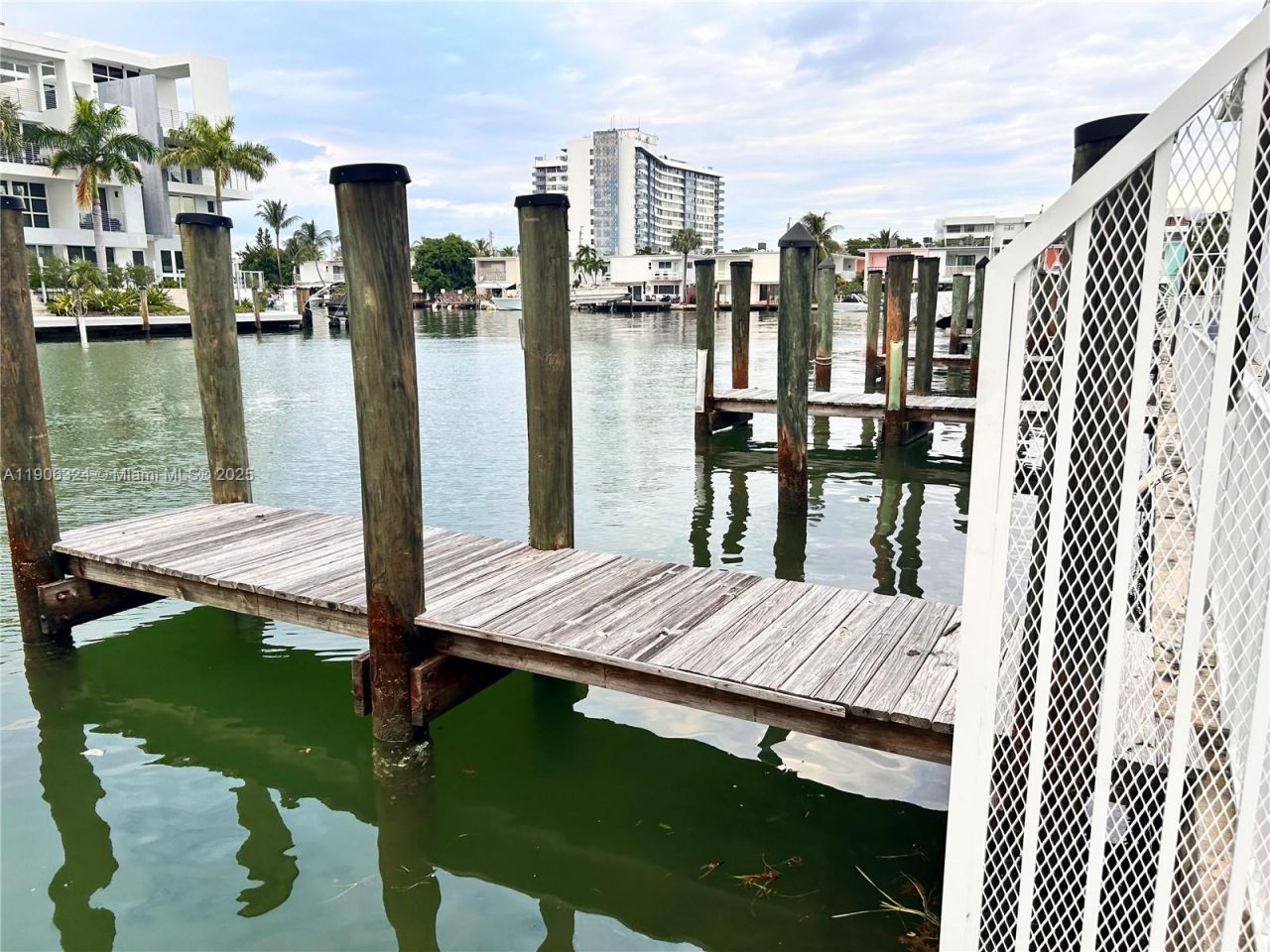 7207 Bay Dr, Unit 24, Miami Beach, FL 33141 Photo