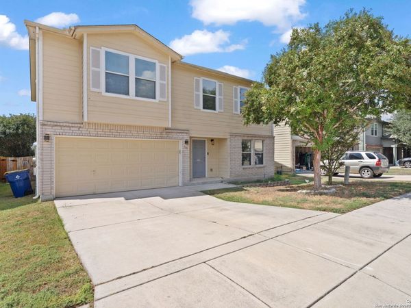 501 Gatewood Briar, Cibolo, TX 78108