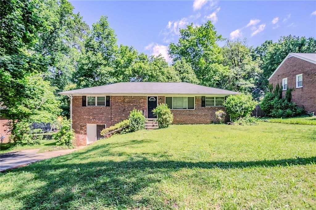2201 Bollingbrook Drive Sw, Atlanta, GA 30311 Main Photo