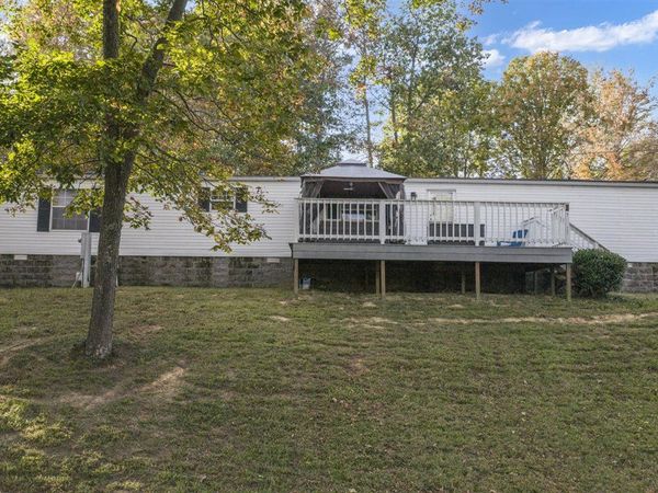 1272 Cool Springs Road, Morgantown, KY 42261