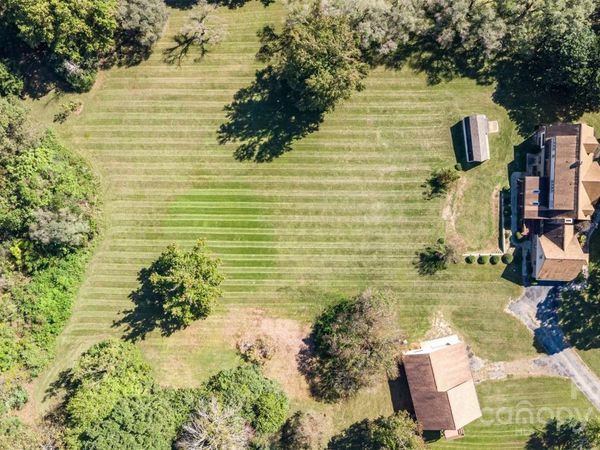 475 Baymount Drive, Statesville, NC 28625