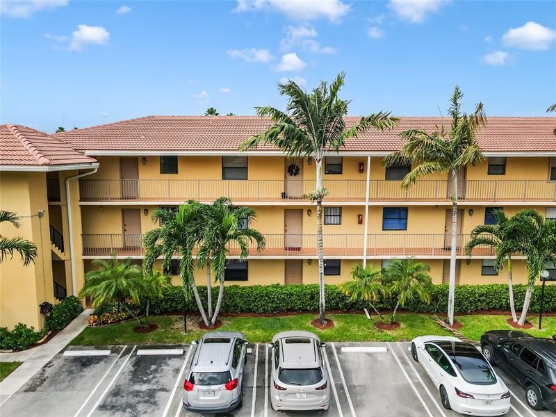 11477 NW 39th Court, Unit 301-1, Coral Springs, FL 33065 Photo