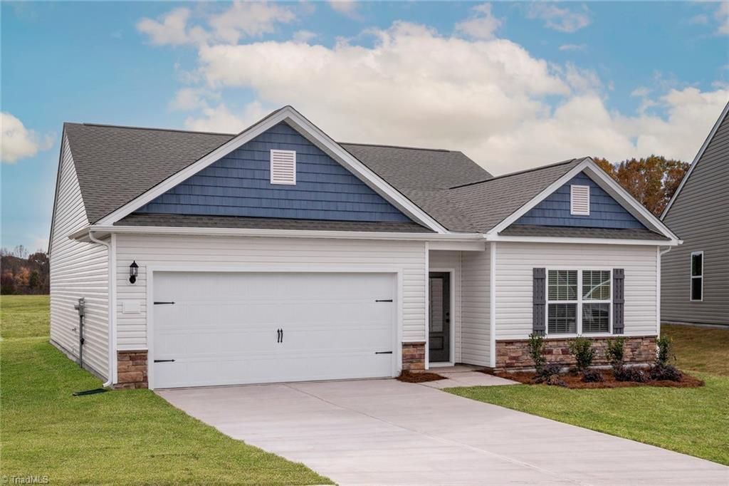 255 Macintosh Drive, King, NC 27021 Main Photo