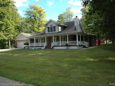 4266 River Drive NE, Gladwin, MI 48610