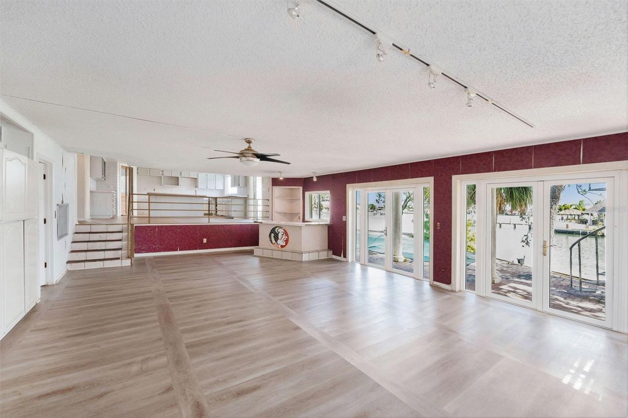 5903 Bimini Way N, Saint Pete Beach, FL 33706 Photo