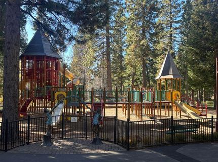 7 Silver Pine Road, Lake Almanor, CA 00000 Photo