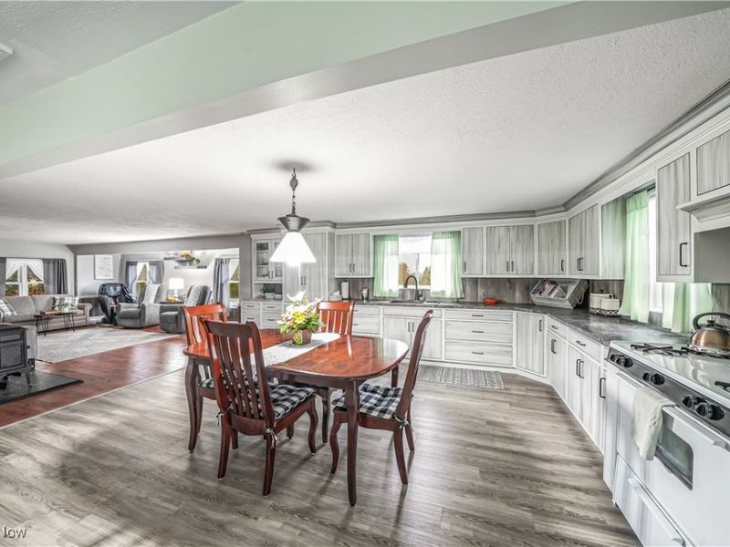 12947 Brosius Road, Garrettsville, OH 44231 Photo 16