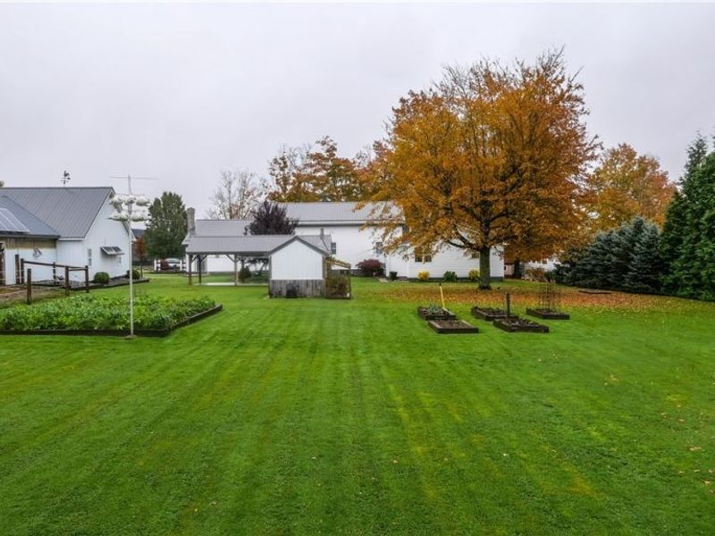 12947 Brosius Road, Garrettsville, OH 44231 Photo 32