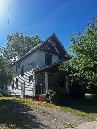 2292 E 90th Street, Cleveland, OH 44106 Main Photo